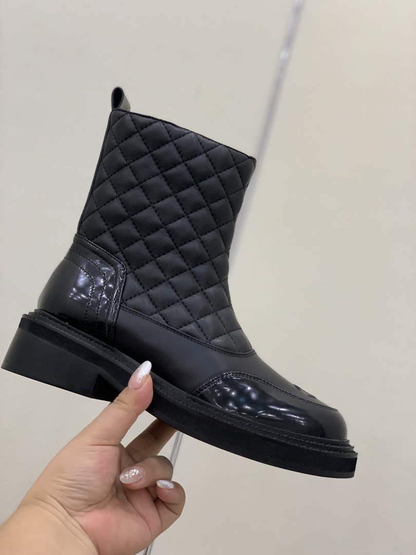 Chanel Women’s Boot Shoes G38759