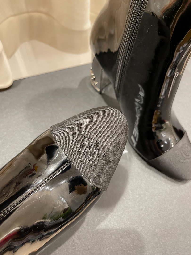 Chanel Women’s Shoes High Boots 195142
