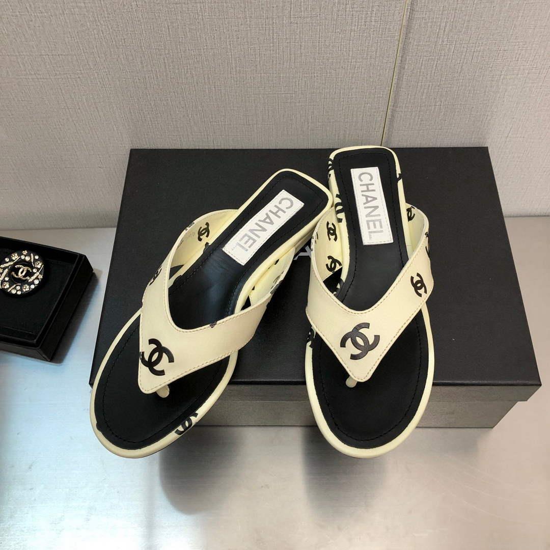 Chanel G38978 Sandals Printed Lambskin Women C91174