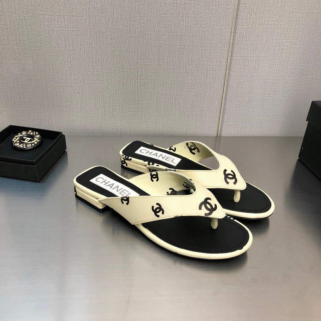 Chanel G38978 Sandals Printed Lambskin Women C91174