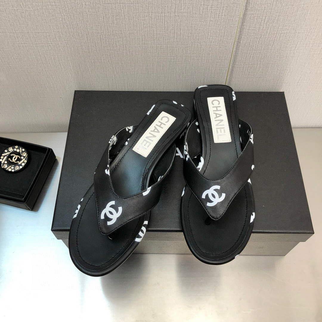Chanel G38978 Sandals Printed Lambskin Women C91175