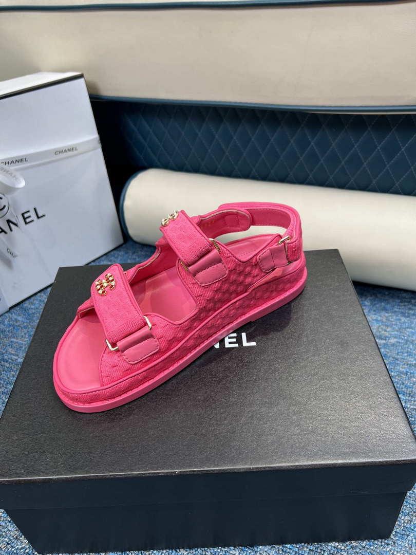 Chanel Women’s fashion Knitwear Sandals G35933 Rose Red