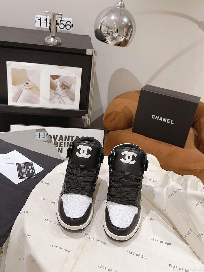 Chanel Women’s Sneaker G45080 Trainers Calfskin C90125