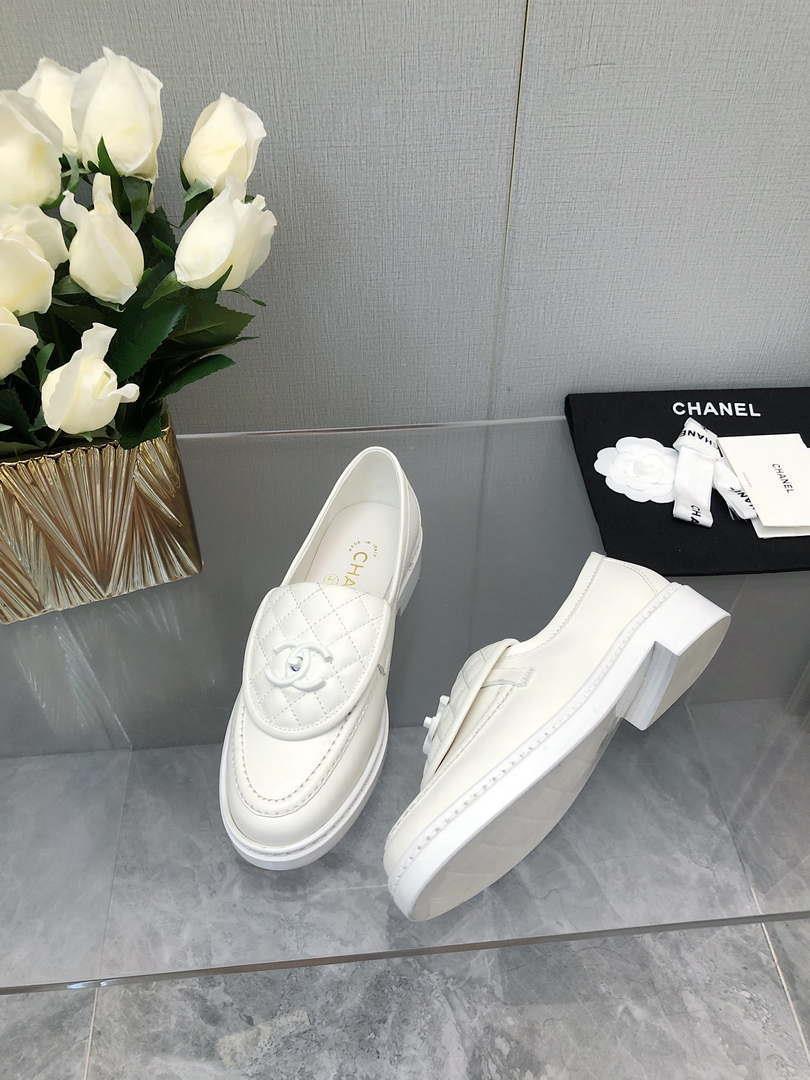 Chanel Women’s G45474 Fashion Loafers Moccasins Lambskin C90402