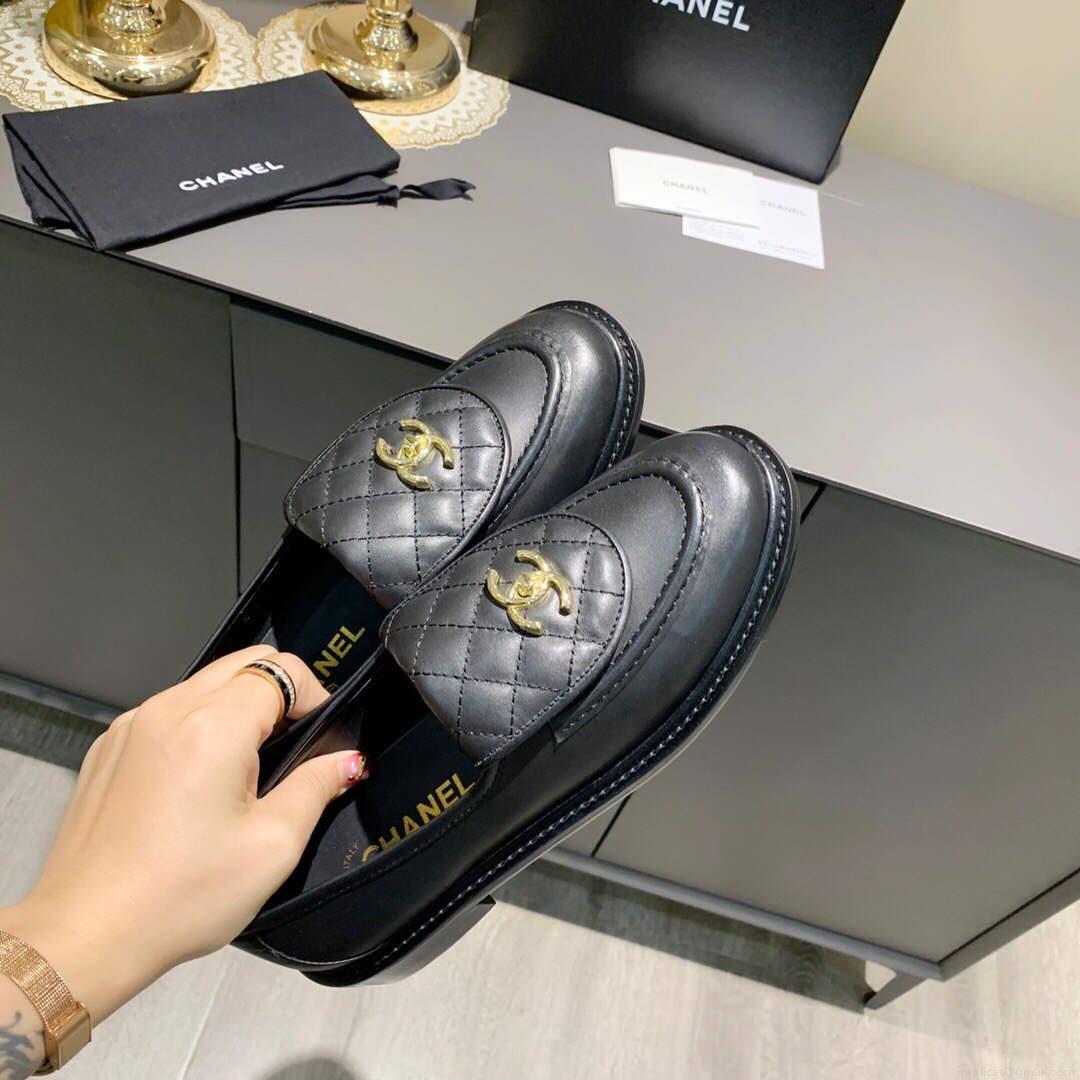 Chanel Women’s Fashion Loafers Calfskin C90300