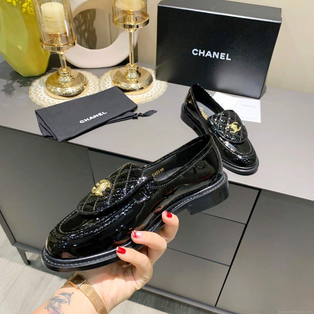 Chanel Women’s Fashion Loafers Calfskin C90304