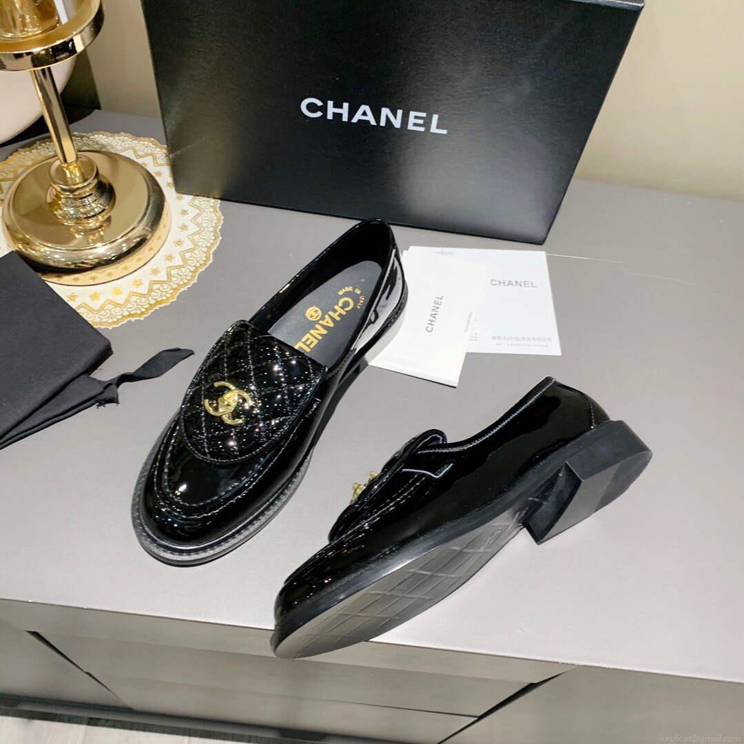 Chanel Women’s Fashion Loafers Calfskin C90304
