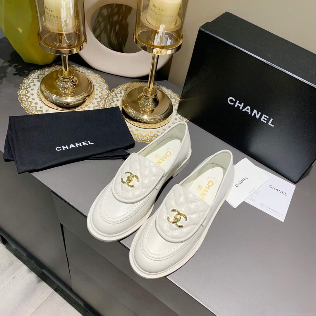 Chanel Women’s Fashion Loafers Calfskin C90305