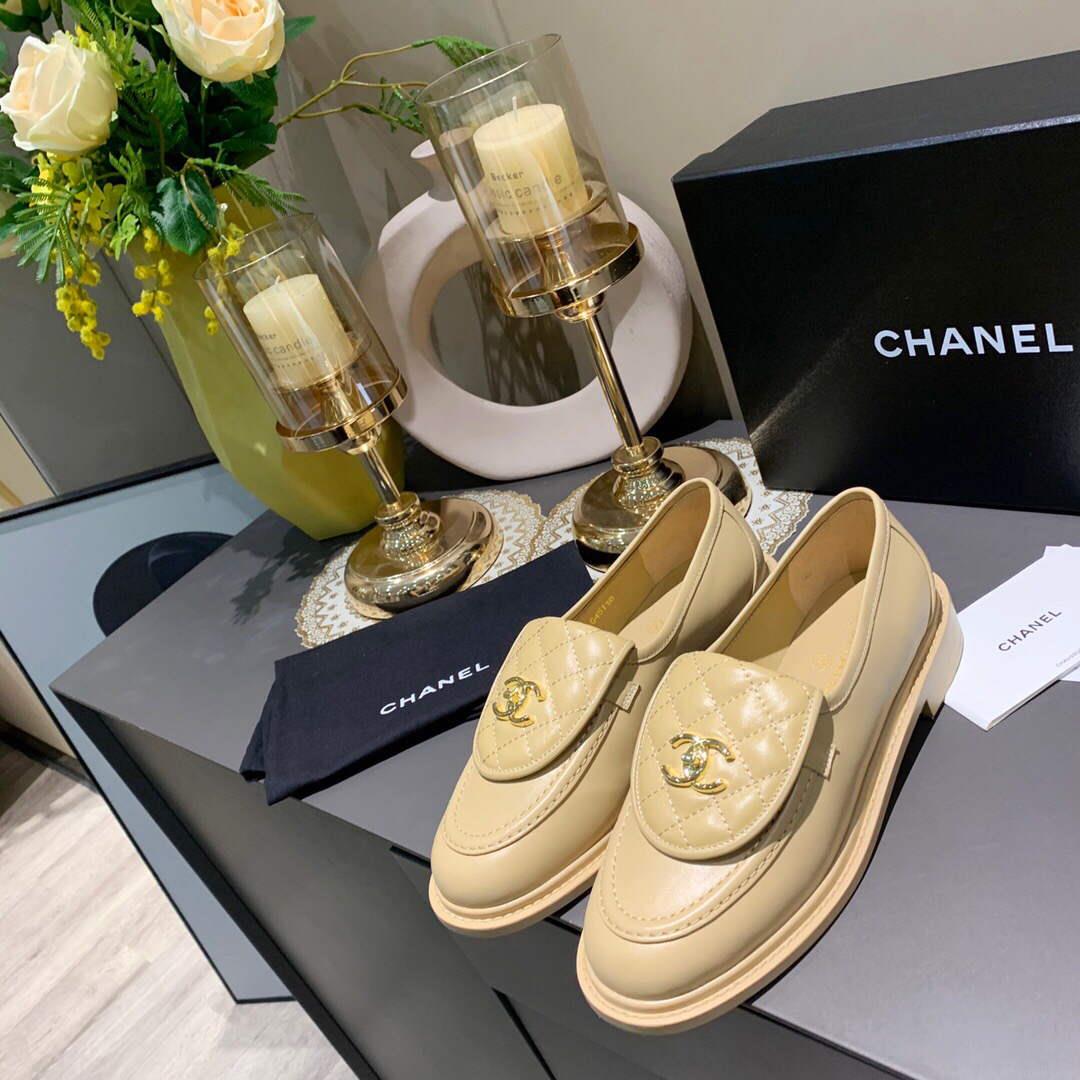 Chanel Women’s Fashion Loafers Calfskin C90306