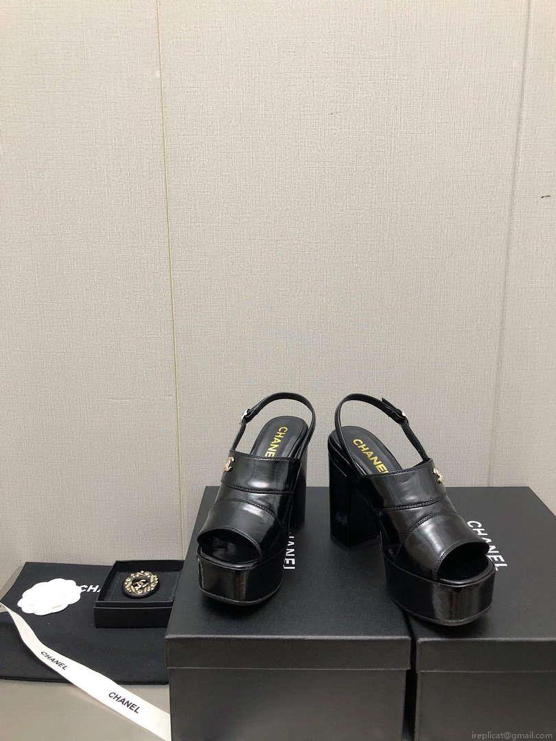 Chanel G45016 Patent Crumpled Lambskin Sandals C88320