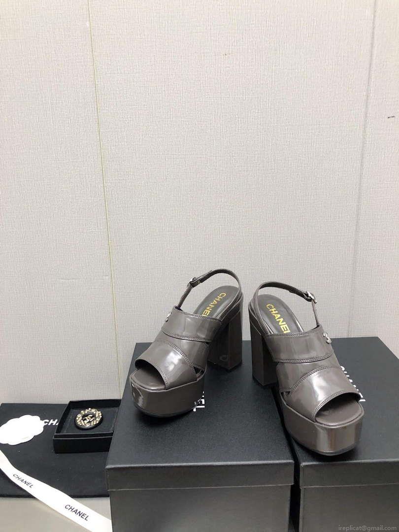 Chanel G45016 Patent Crumpled Lambskin Sandals C88322