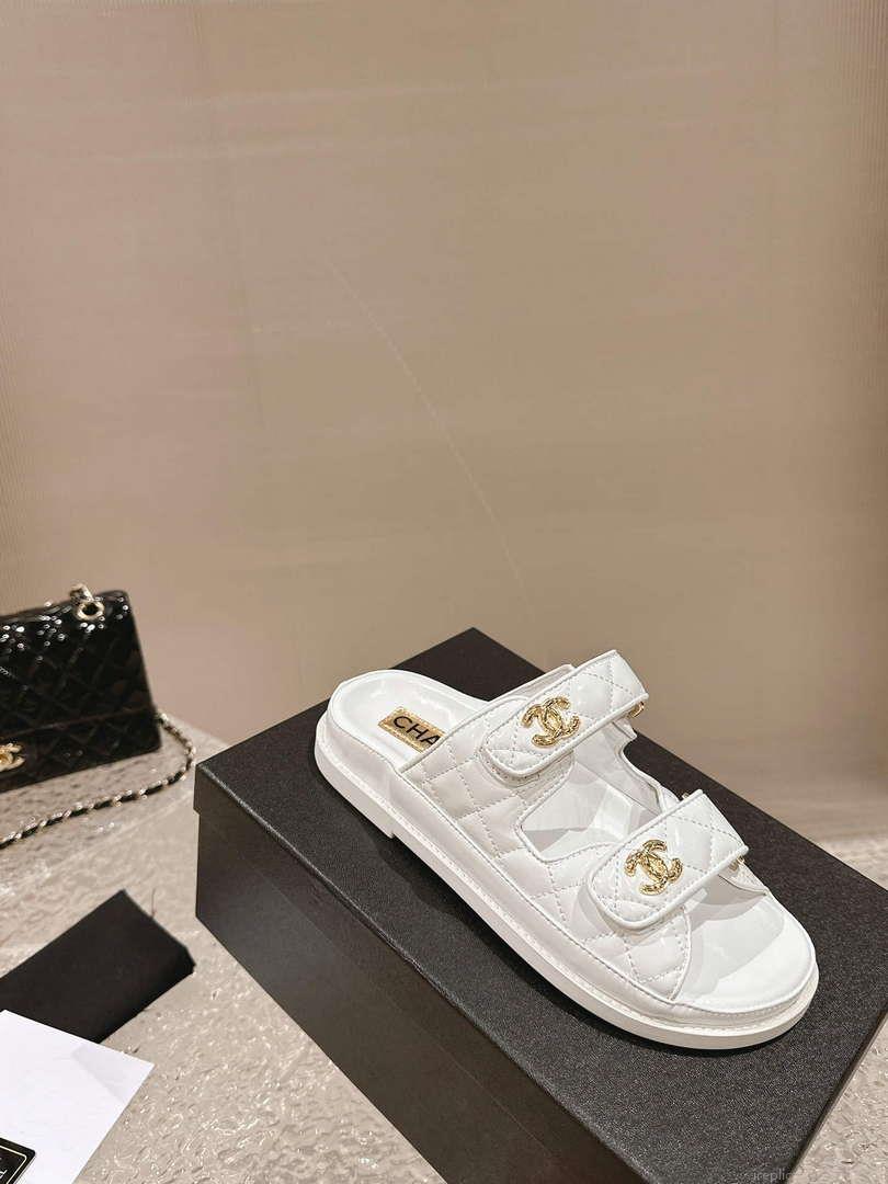 Chanel Women’s Velcro sandals Fashion Shoes C93239
