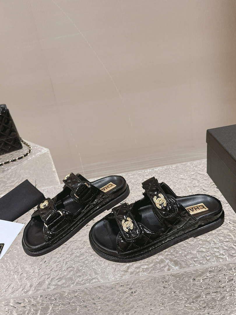 Chanel Women’s Velcro sandals Fashion Shoes C93240