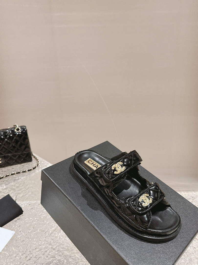 Chanel Women’s Velcro sandals Fashion Shoes C93240