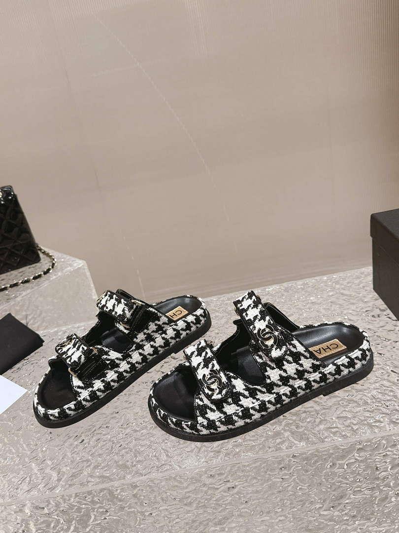 Chanel Women’s Velcro sandals Fashion Shoes C93254
