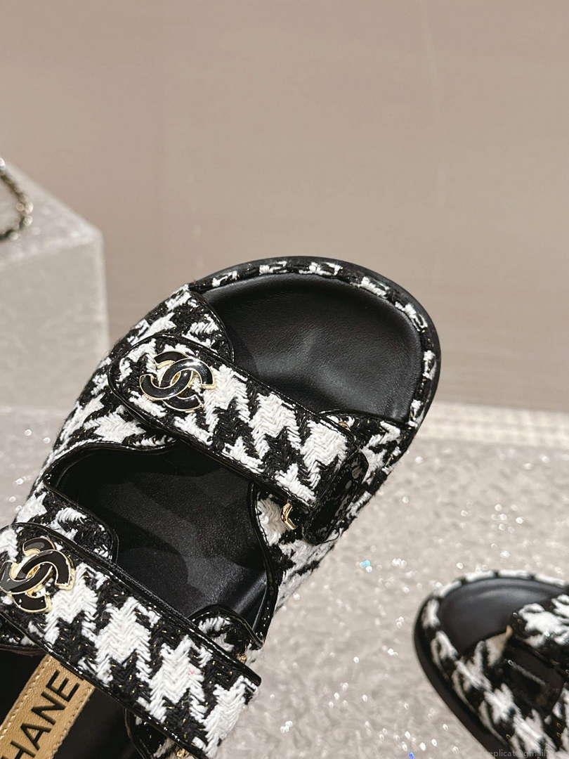 Chanel Women’s Velcro sandals Fashion Shoes C93254