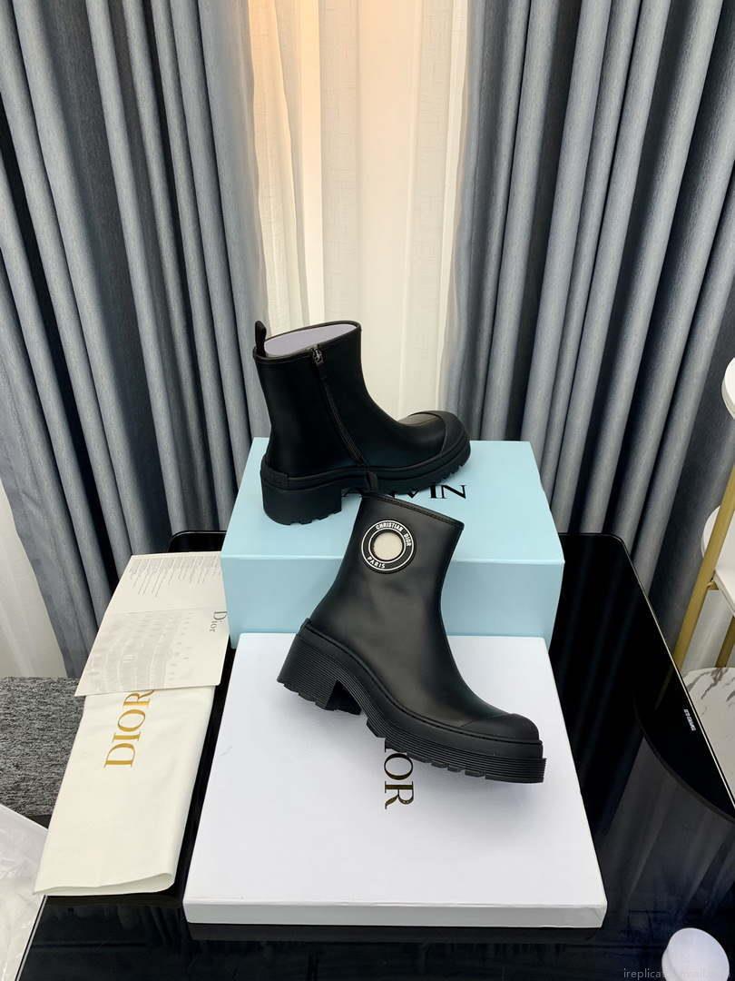 Dior Women’s Shoes – Dior Symbol Ankle Boot – KCI770VSO_S900 – Black