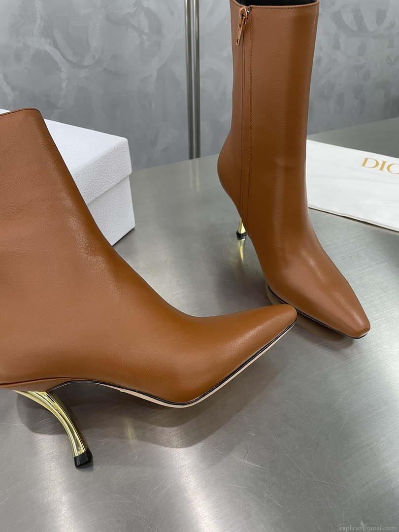Dior Women’s Shoes – D-Fame Heeled Angle Boot – KCI806VVV_S900 – # 192878