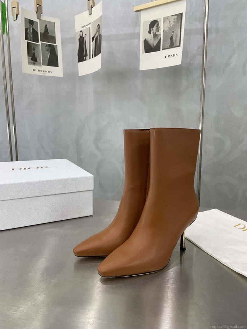 Dior Women’s Shoes – D-Fame Heeled Angle Boot – KCI806VVV_S900 – # 192878
