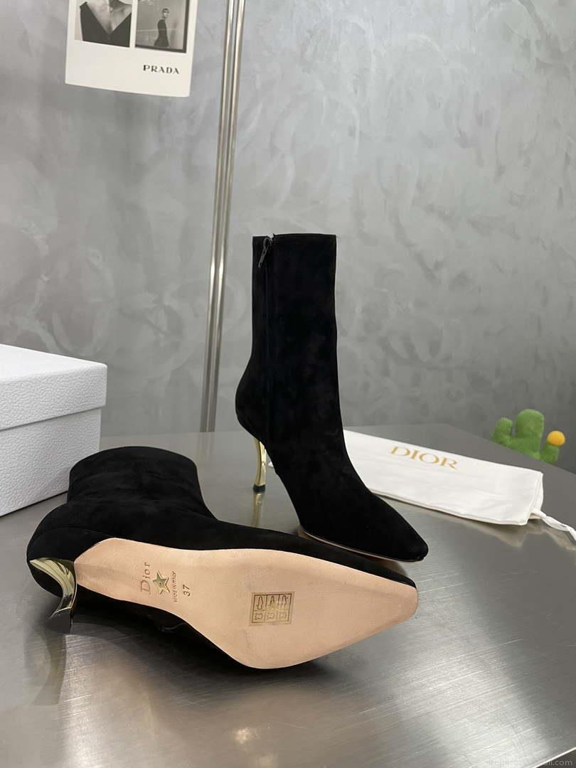 Dior Women’s Shoes – D-Fame Heeled Angle Boot – KCI806VVV_S900 – # 192879
