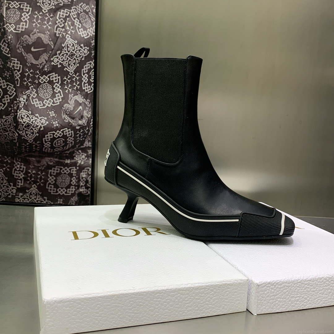 Dior Women’s Shoes KCI796VSO_S20X D-Motion Heeled Ankle Boot 191441