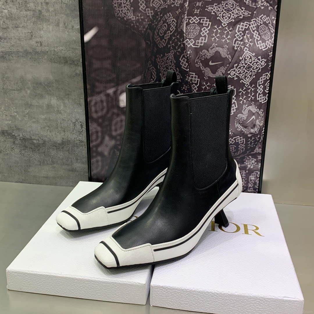 Dior Women’s Shoes KCI796VSO_S20X – D-Motion Heeled Ankle Boot 191440