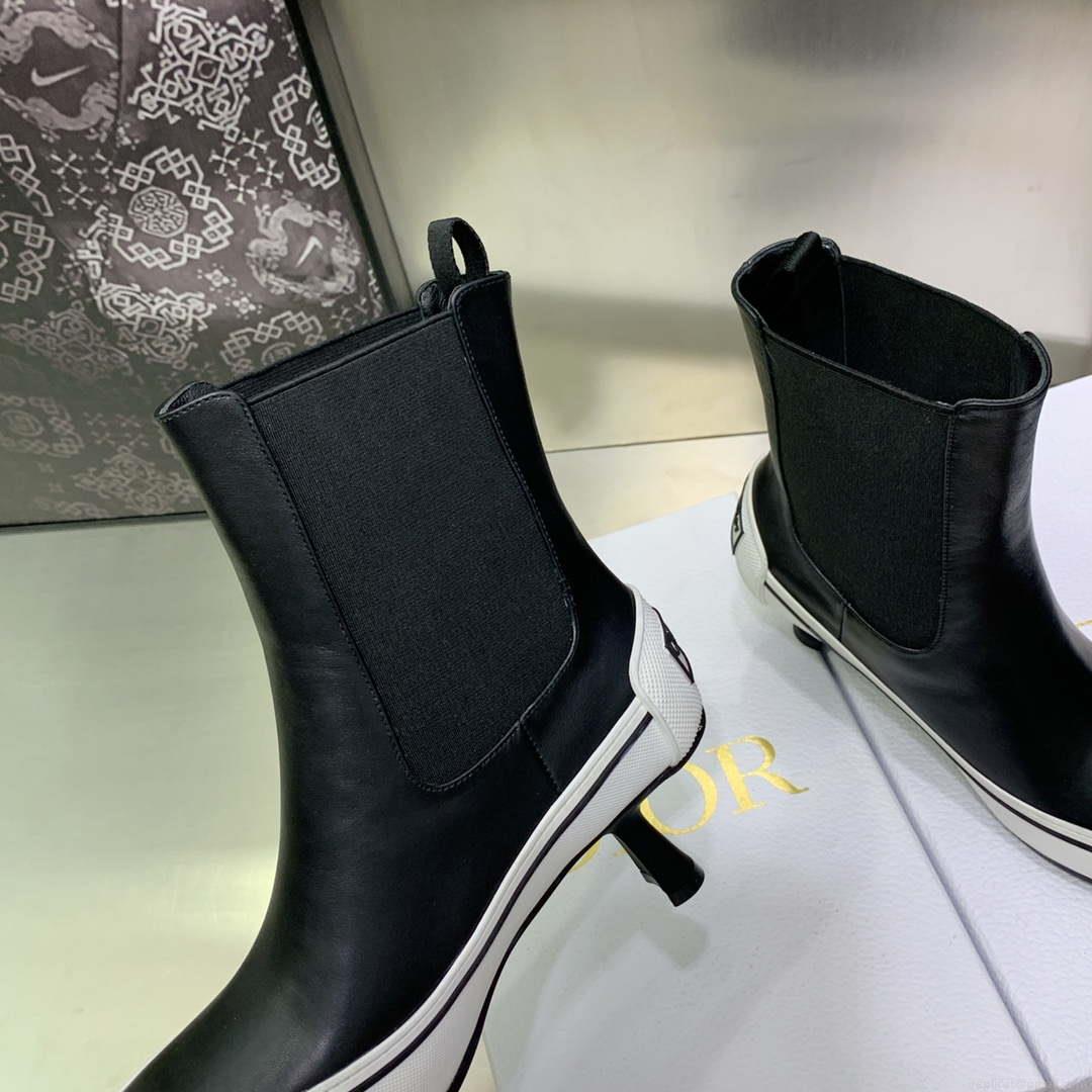 Dior Women’s Shoes KCI796VSO_S20X – D-Motion Heeled Ankle Boot 191440