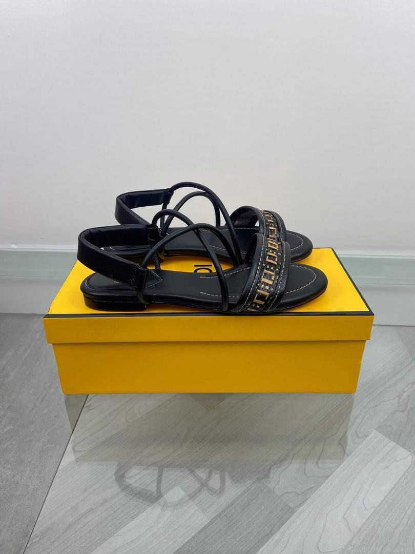 Fendi 8X8094 FF Interlace Leather Sandals Flats Shoes Black