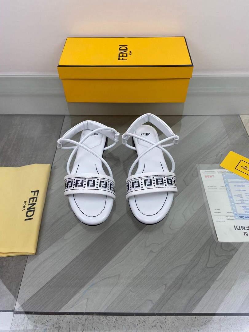 Fendi 8X8094 FF Interlace Leather Sandals Flats Shoes White