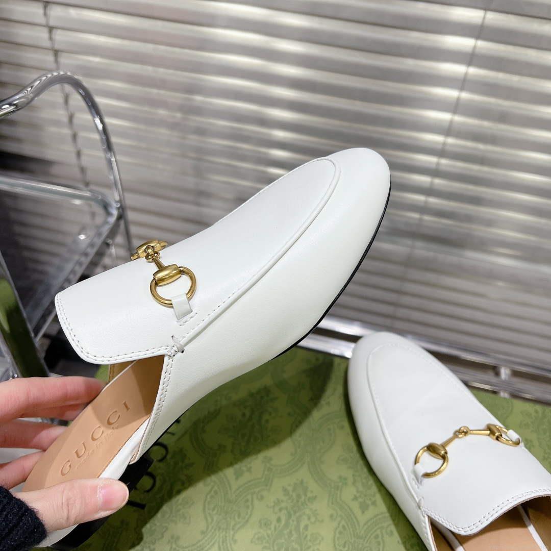 Gucci 423513 Women’s Princetown Leather Slipper G53193