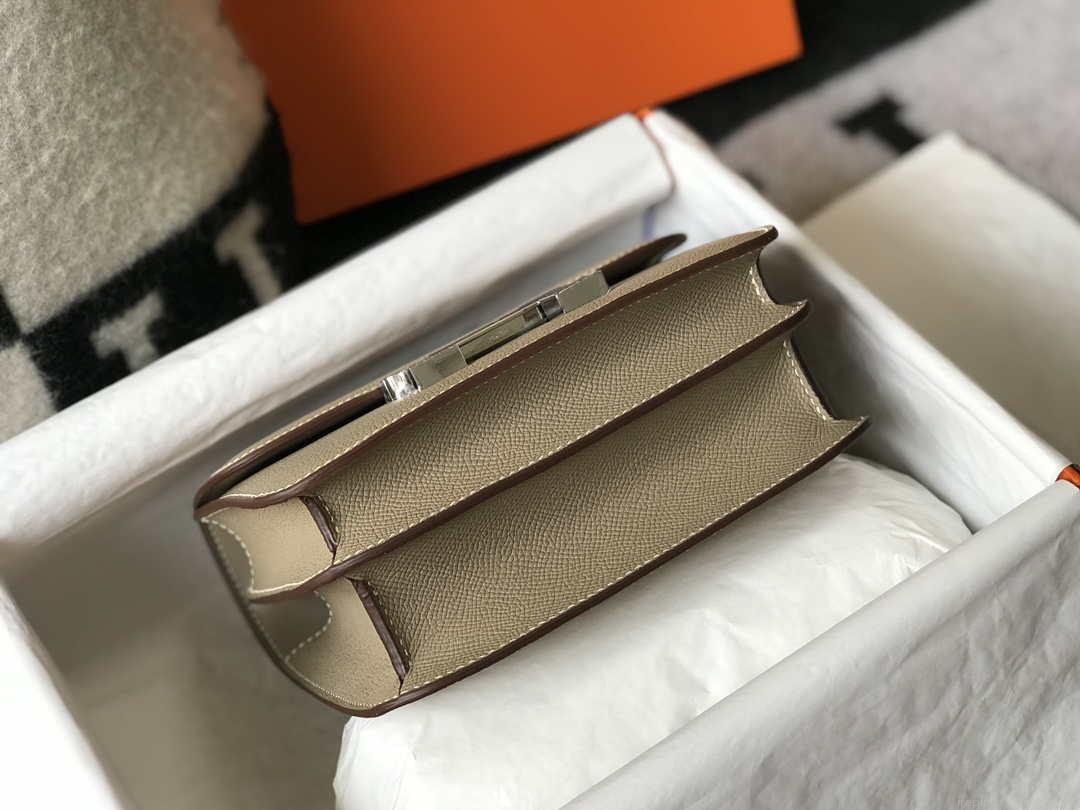 Hermes Constance Shoulder Bags Epsom Leather Silver H28415