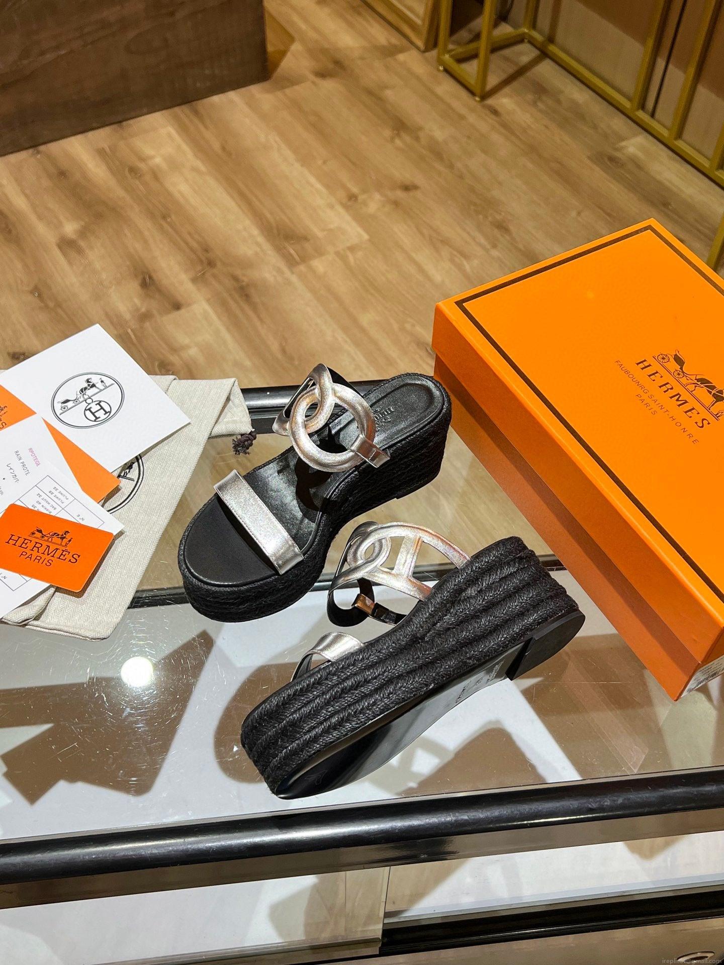 Hermes Sandals Women H26300