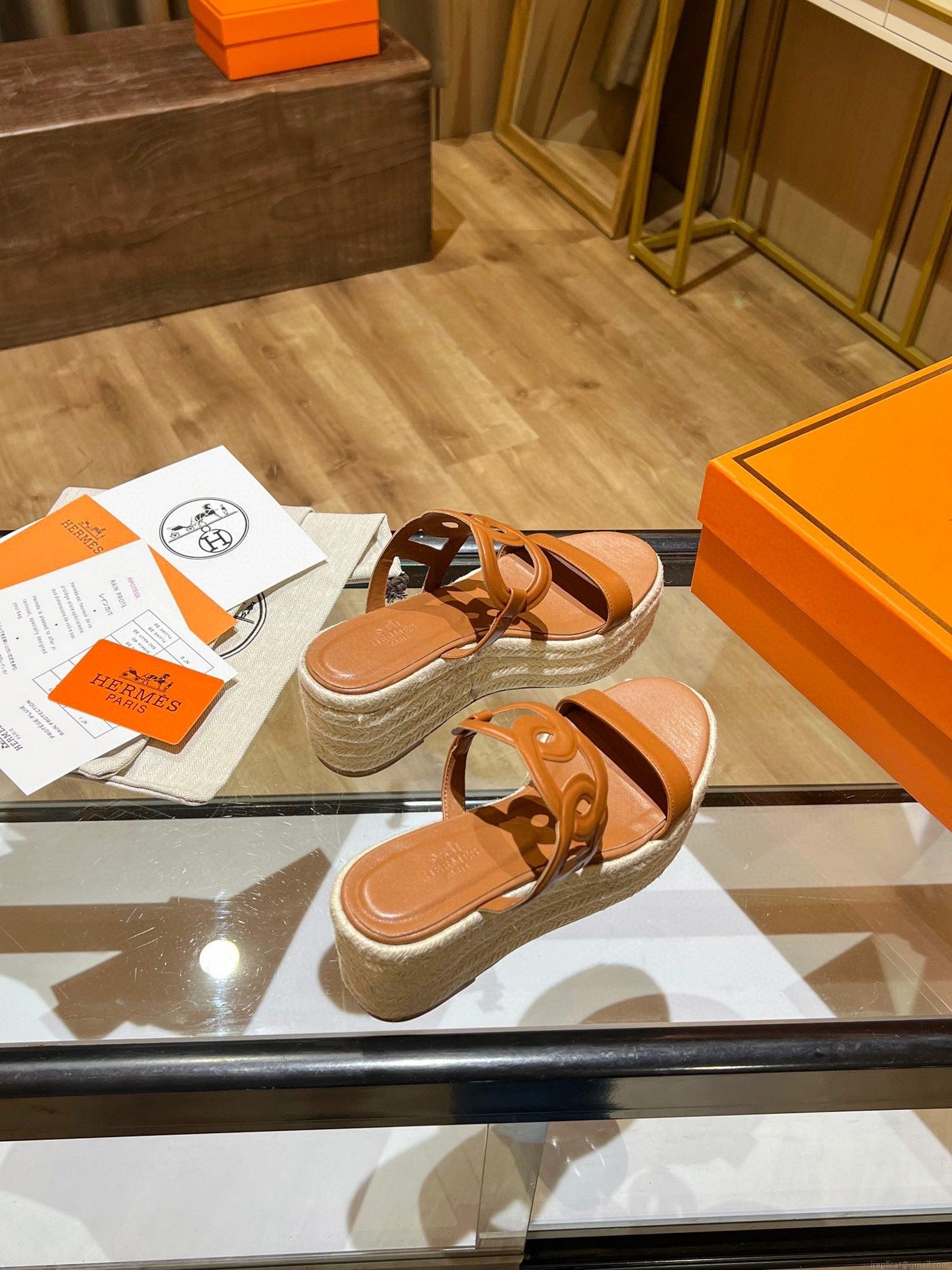 Hermes Sandals Women H26301
