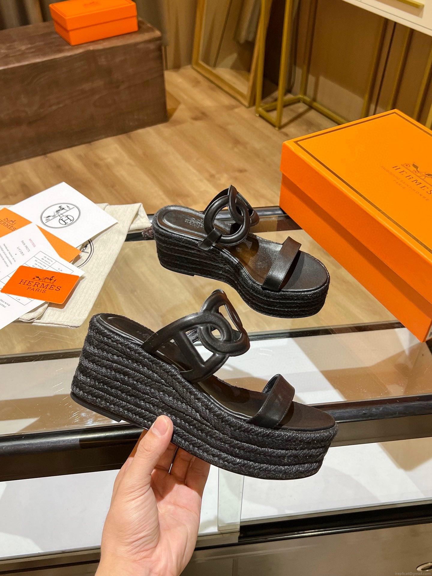 Hermes Sandals Women H26302