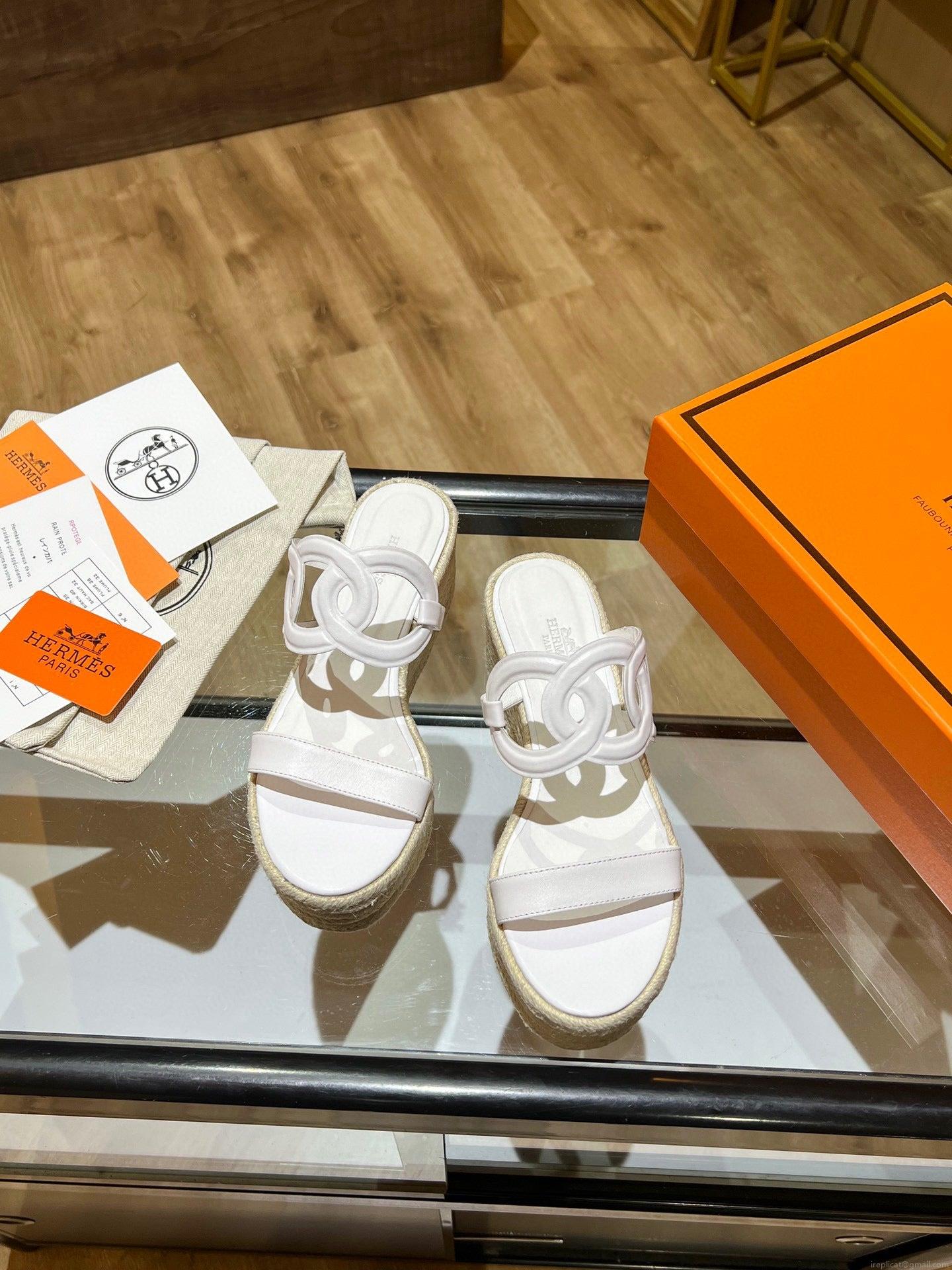 Hermes Sandals Women H26303