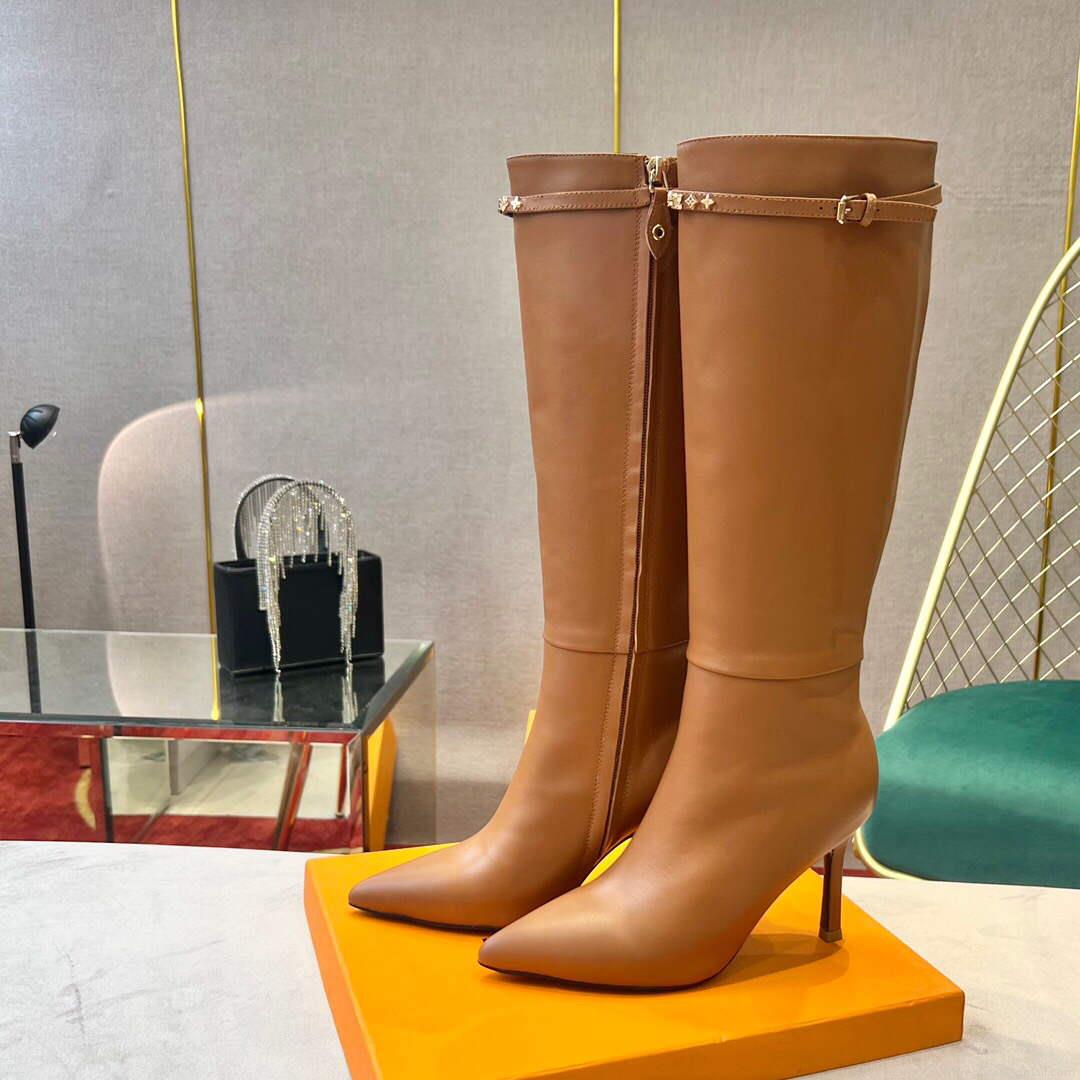 LV 1A9P46 Louis Vuitton Women’s Signature High Boots L66530