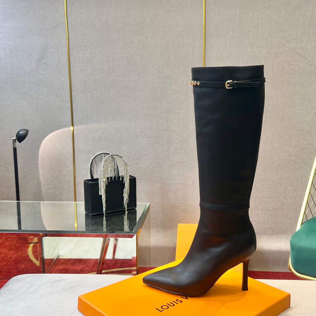 LV 1A9P46 Louis Vuitton Women’s Signature High Boots L66531