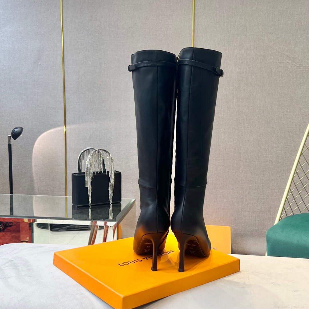 LV 1A9P46 Louis Vuitton Women’s Signature High Boots L66531