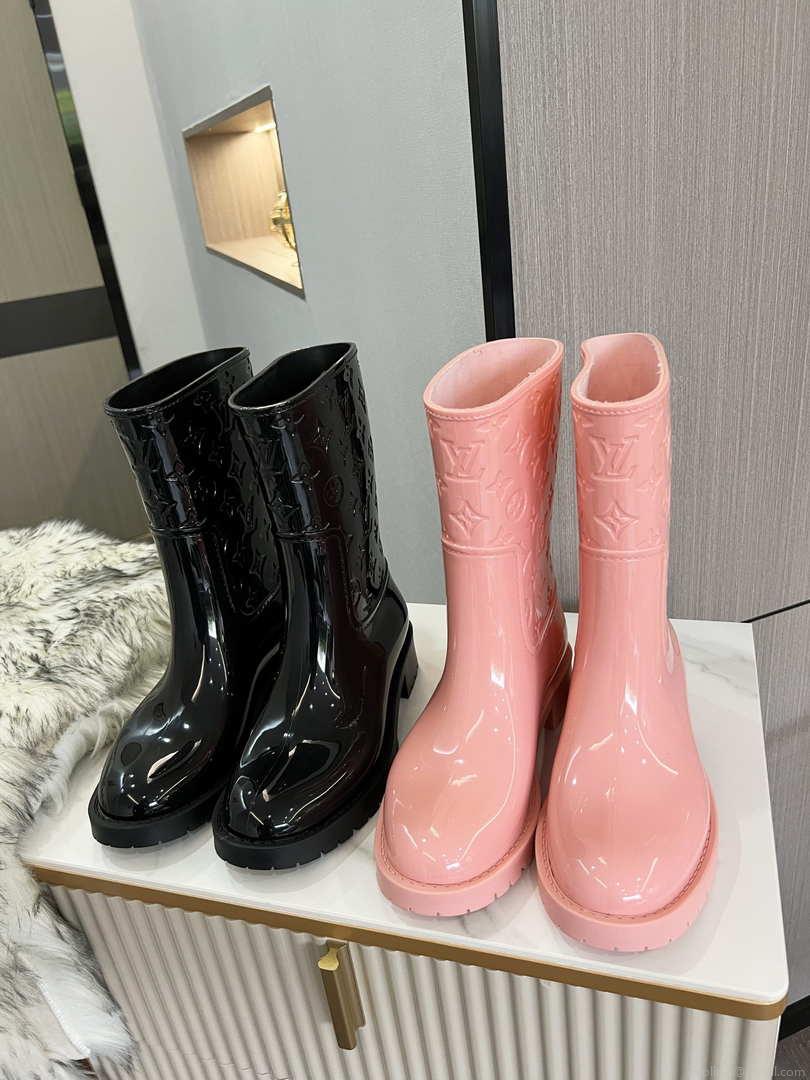 Louis Vuitton Women’s Shoes 1A3CUK Drops flat half Rain Boots L608813 Pink