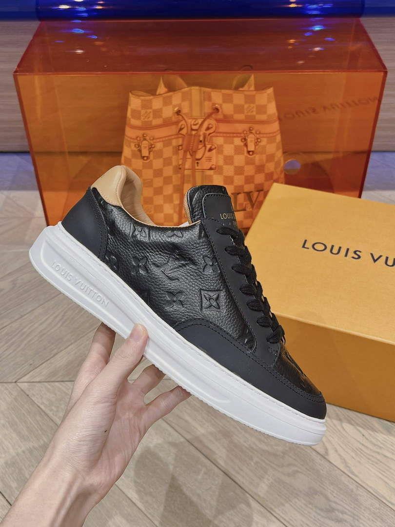 LV 1A8V43 Louis Vuitton Men Beverly Hills Trainers L62343