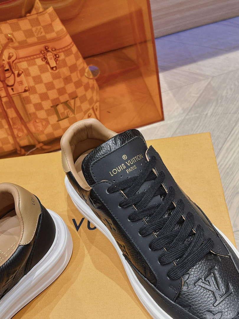LV 1A8V43 Louis Vuitton Men Beverly Hills Trainers L62343