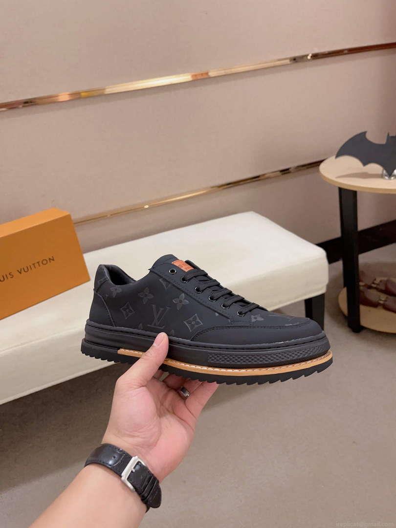 LV 1ACEZ4 Louis Vuitton Men Beverly Hills Sneaker L62347