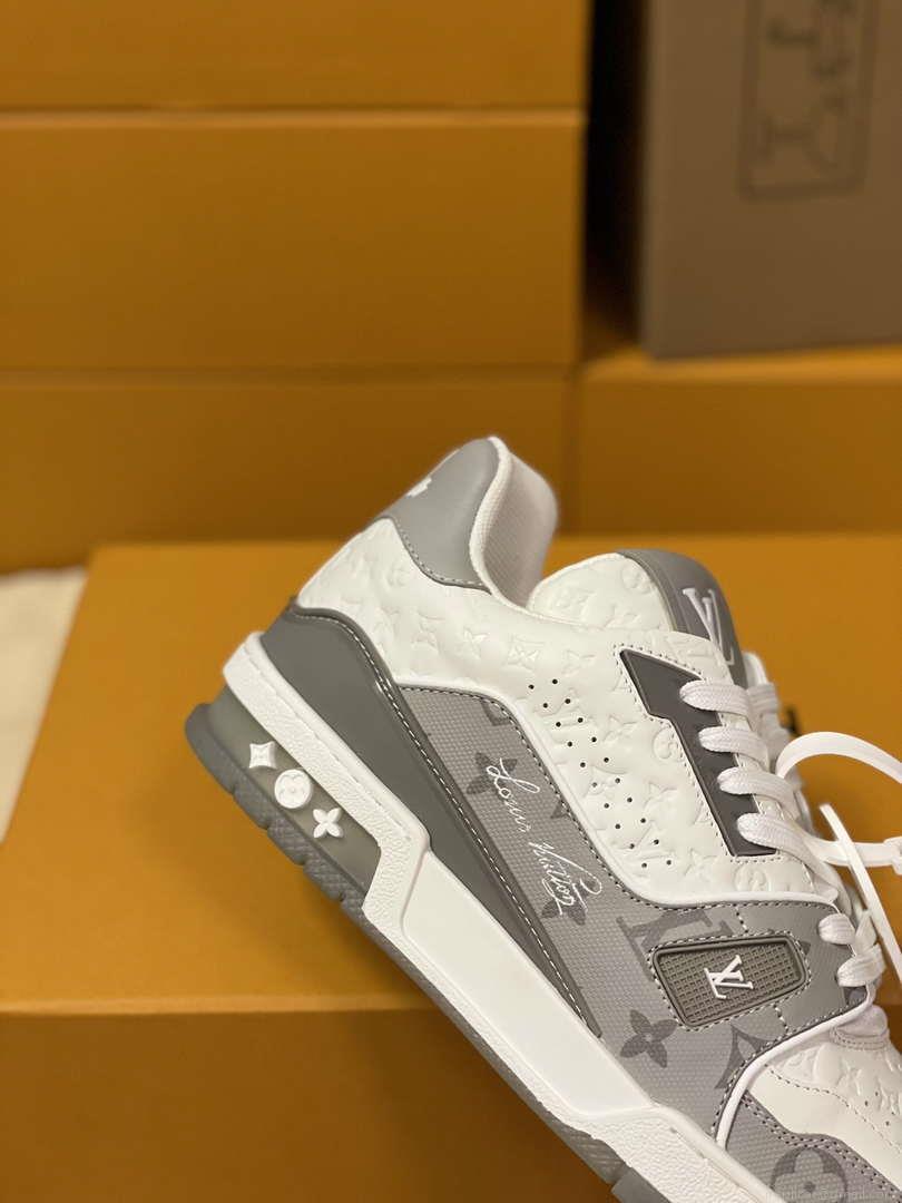 Louis Vuitton 1AC58D Women Men’s LV Trainer Sneaker M601030