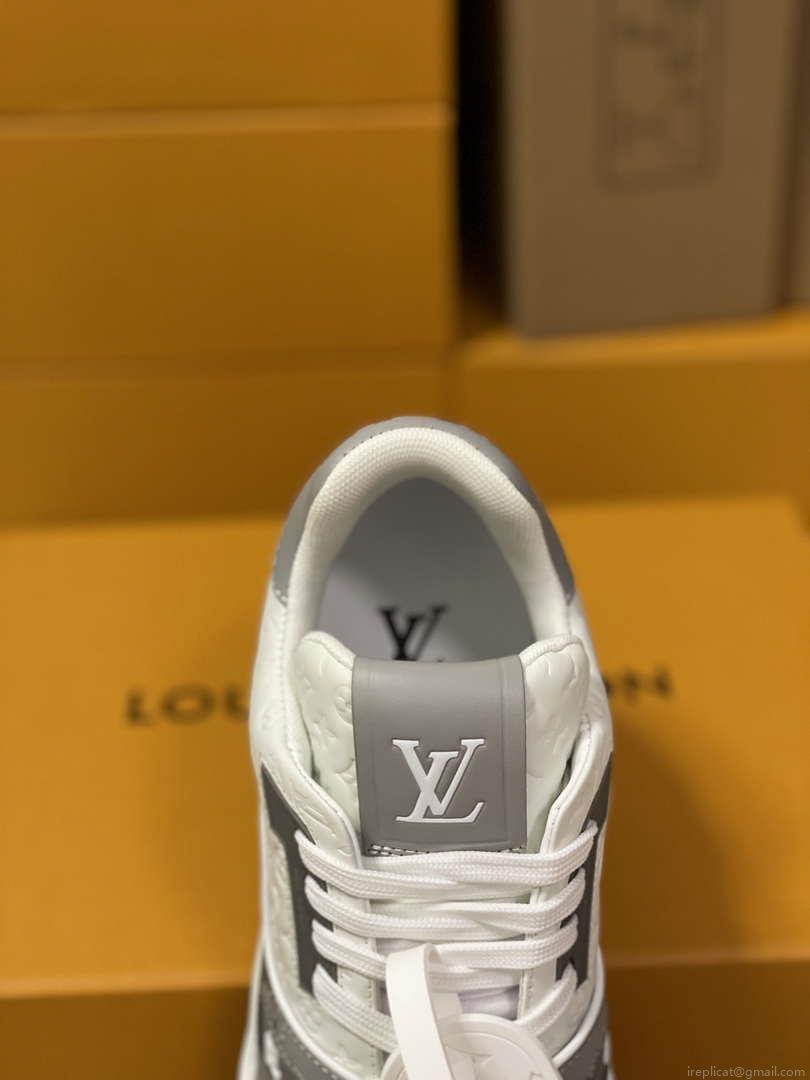 Louis Vuitton 1AC58D Women Men’s LV Trainer Sneaker M601030