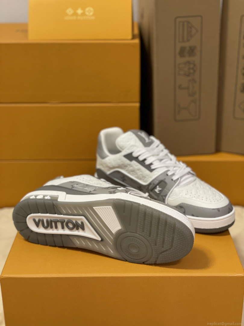Louis Vuitton 1AC58D Women Men’s LV Trainer Sneaker M601030