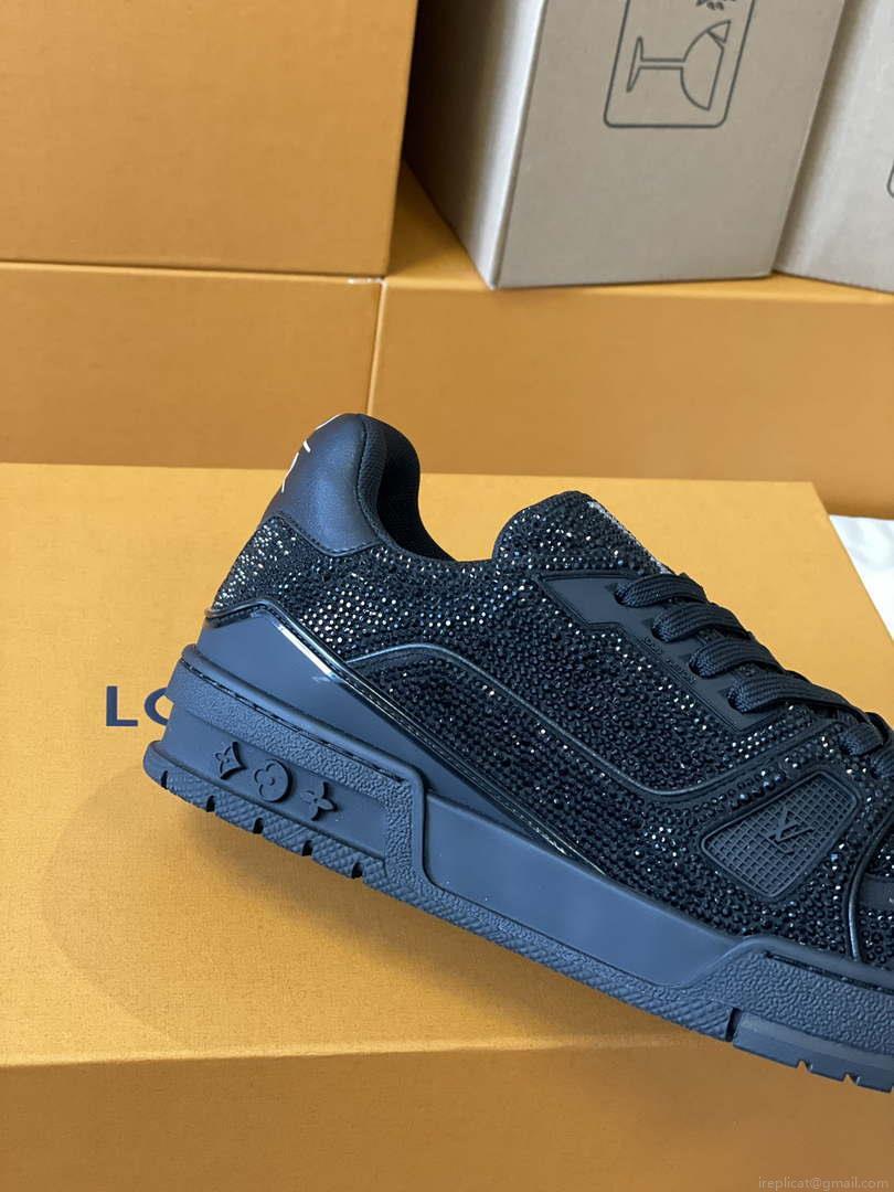 Louis Vuitton 1AC5AL Men Women’s LV Trainer Sneaker L62401
