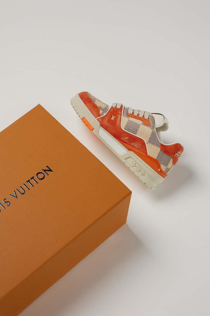 Louis Vuitton 1AC58D Men Women’s LV Trainer Sneaker L62409