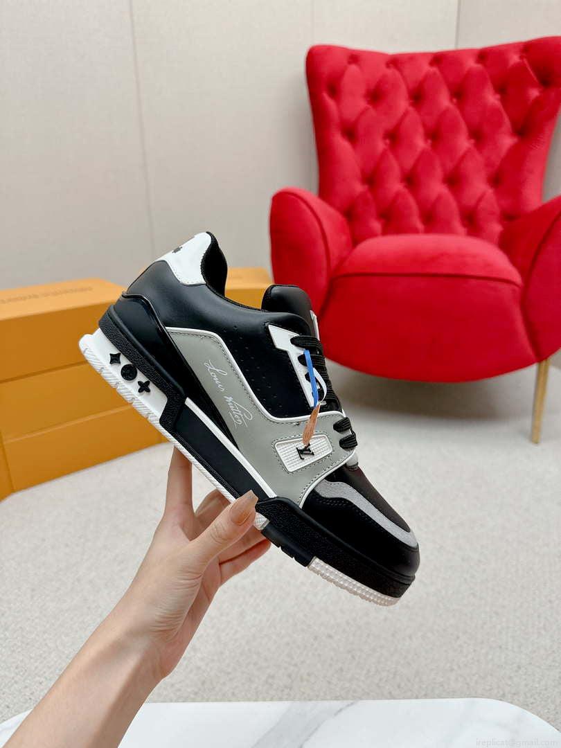 Louis Vuitton 1ABFAF Men Women’s LV Trainer Sneaker L62461