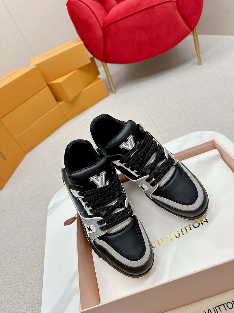 Louis Vuitton 1ABFAF Men Women’s LV Trainer Sneaker L62461