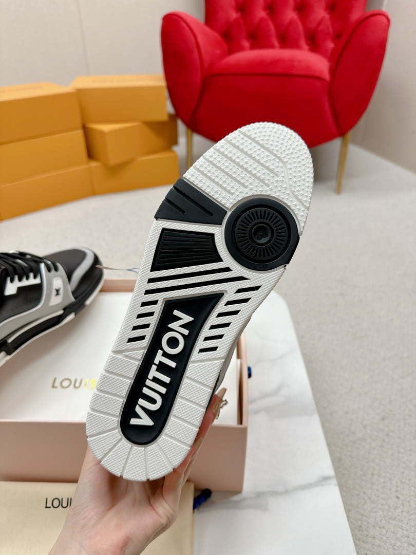 Louis Vuitton 1ABFAF Men Women’s LV Trainer Sneaker L62461